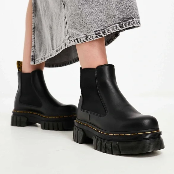 Dr. Martens x Free People Audrick Chelsea Platform 5 Black Smooth Nappa Leather